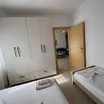 Adi's 아파트 *