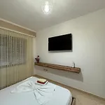 Appartement Adi's