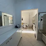 Adi's * Vlorë