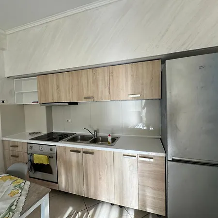 Apartament Adi's *